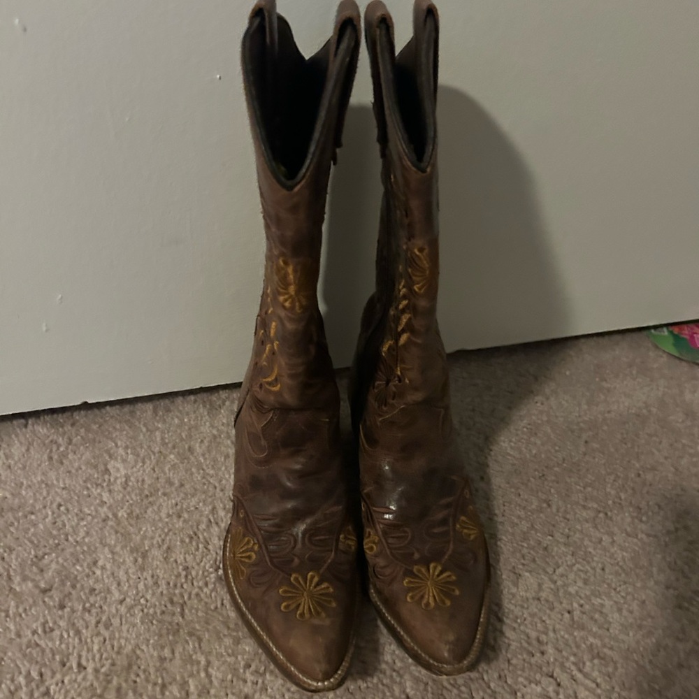 Brown Leather Cowboy Boots with Embroidery